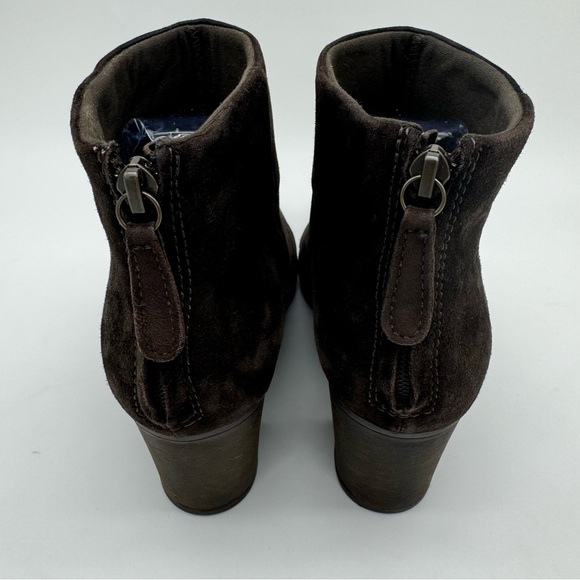 Clarks Genuine Leather Brown Suede Heeled Ankle Boots Size 8.5 - Picture 6 of 13